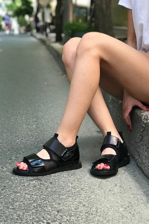 Siyah Deri Sandalet - ADEO 